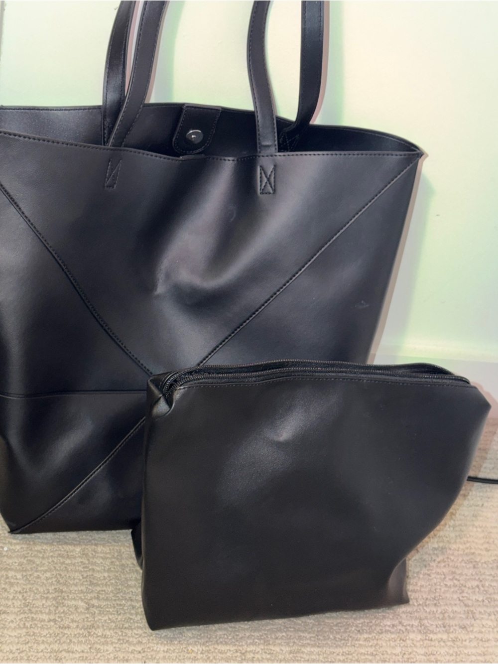 Non- branded Black Leather Tote Bag - Minimalist Everyday Carry - Picture 5 of 5